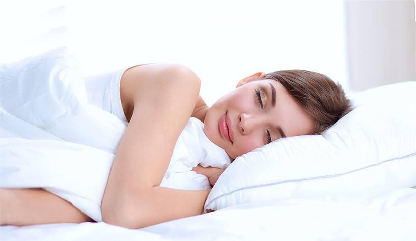 optimize your mind, body and wellbeing by prioritizing a good night’s sleep